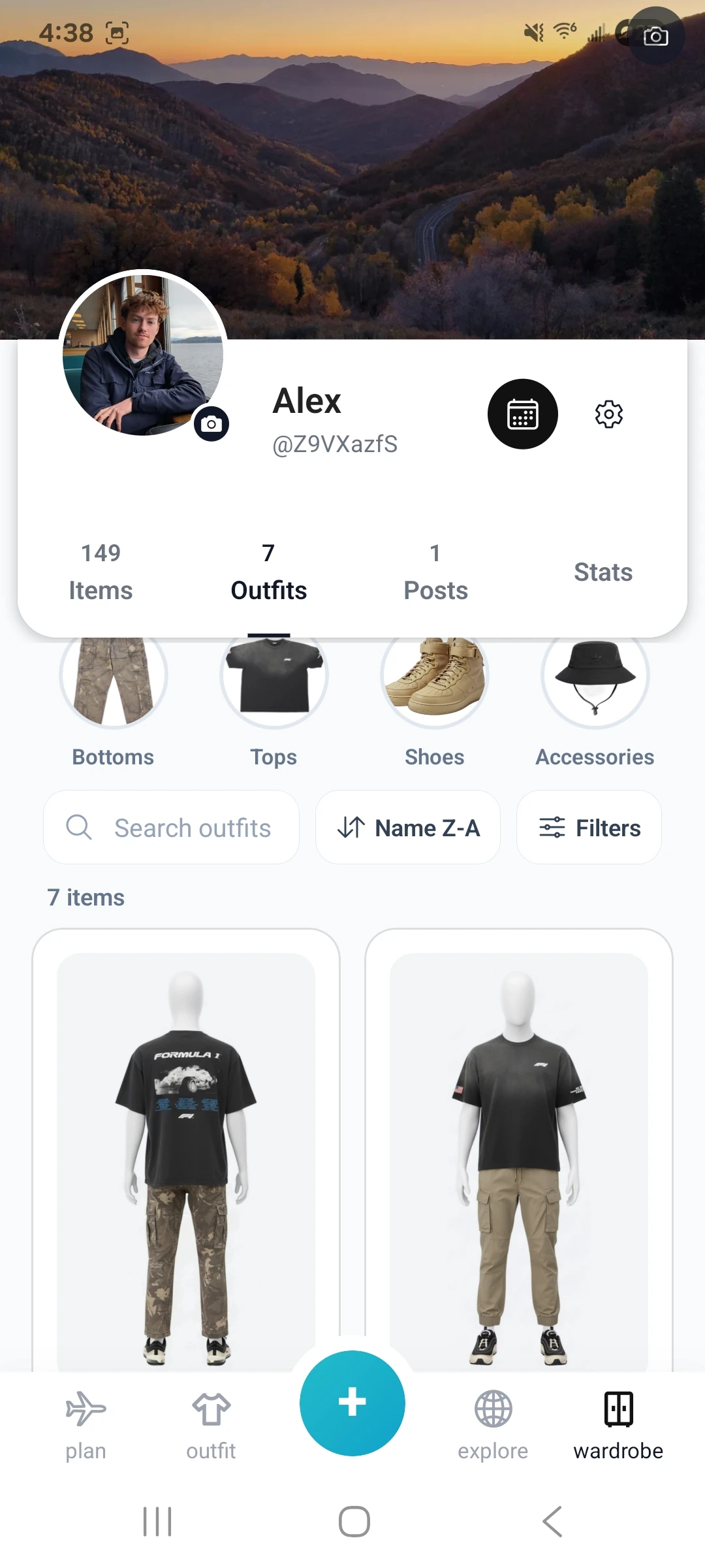 StyleStreak saved outfits screen